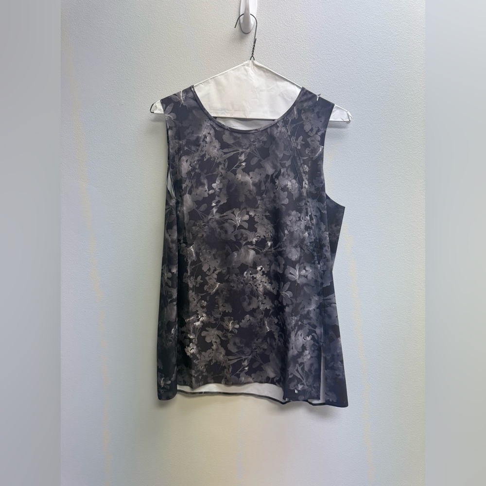 LG Patterned Tank Top - Picture 4 of 5